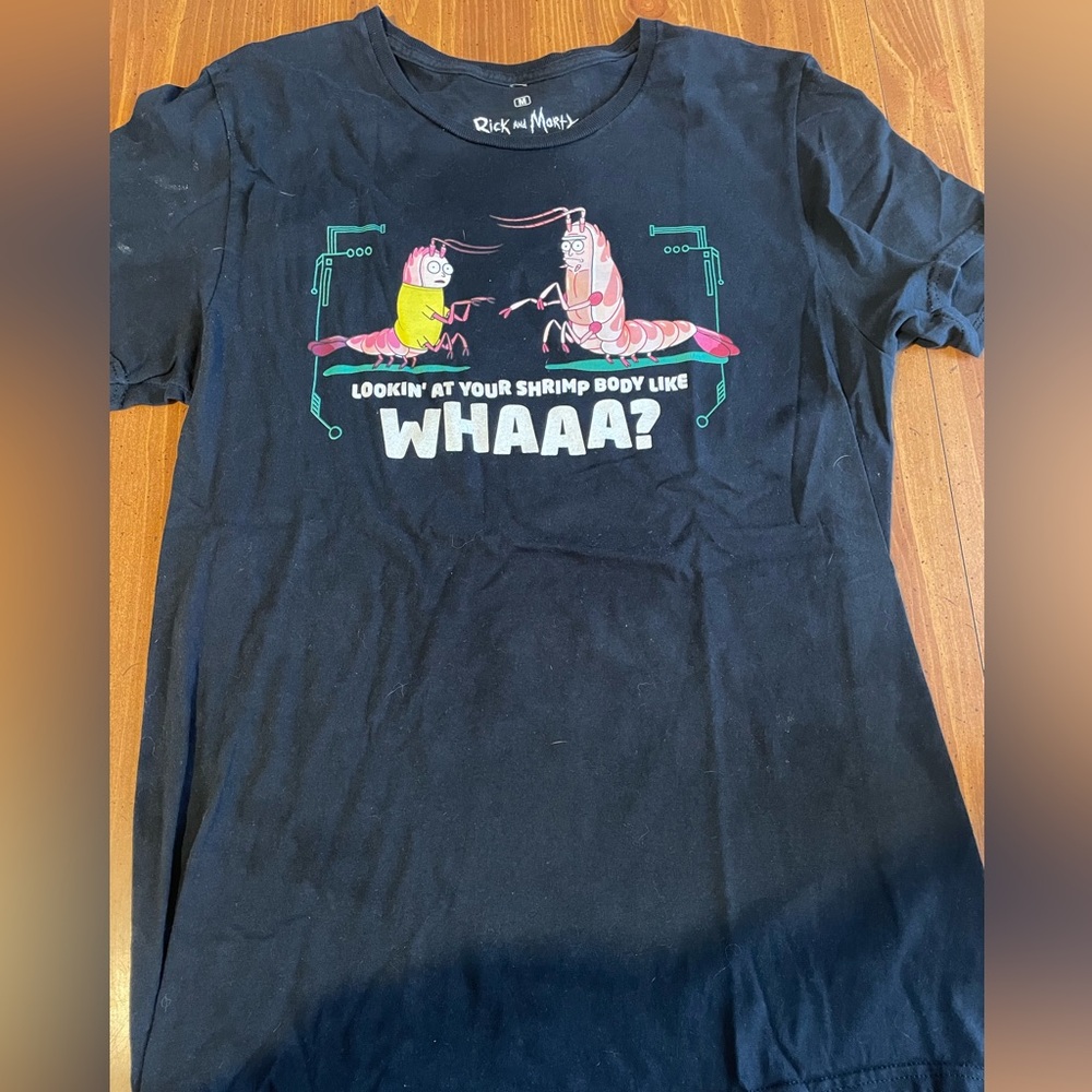 Men's Rick and Morty Shrimp Suit Graphic design Tshirt Medium